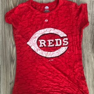 Cincinnati Reds shirt size XL
